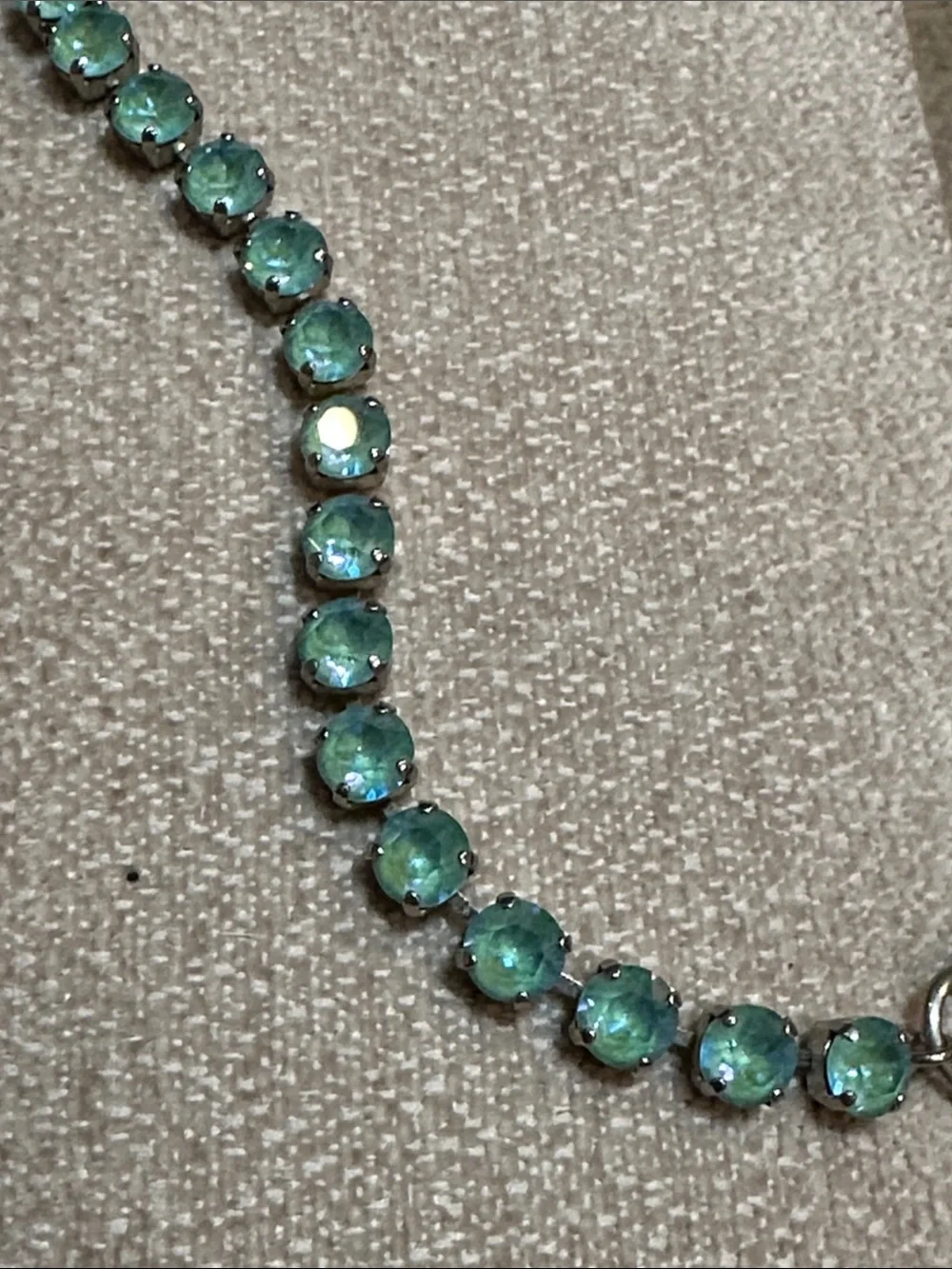 Mariana sparkling green